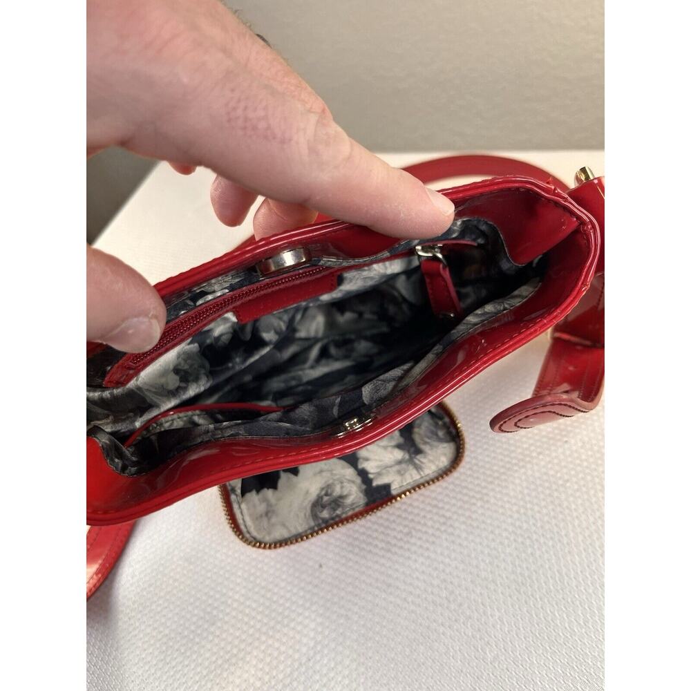 Ted Baker Red Patent Leather Medium Shoulder Bag - Picture 6 of 12